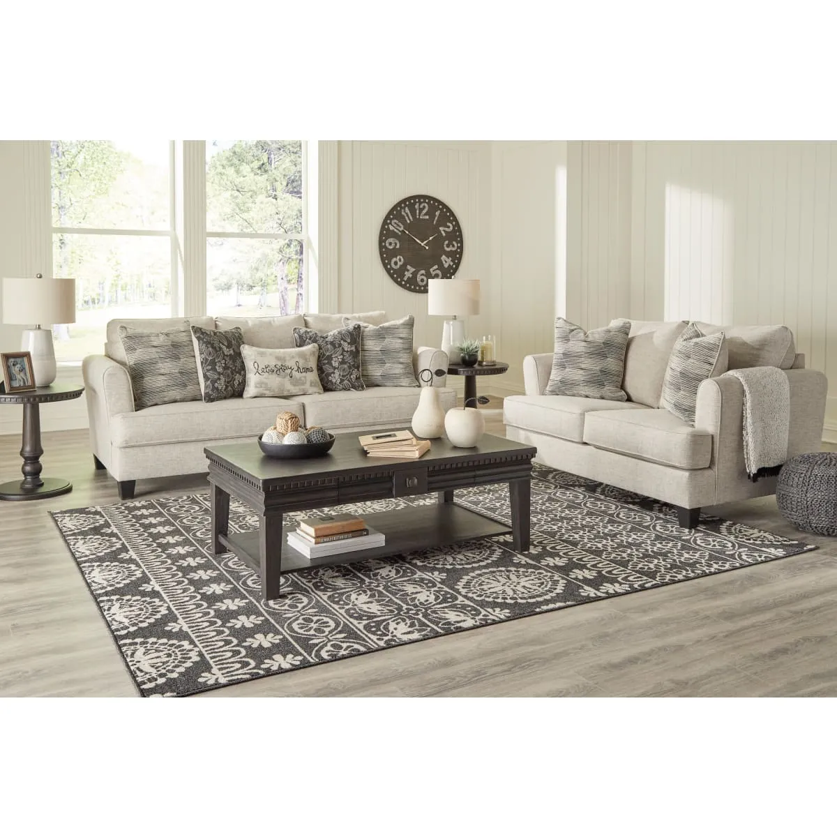 Callisburg Loveseat