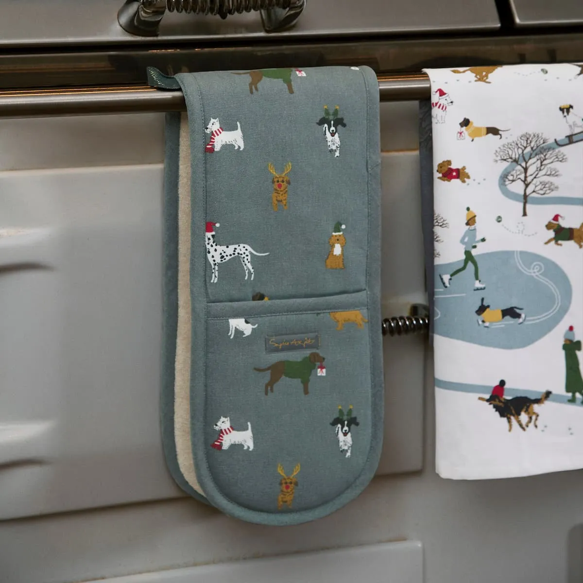 Christmas Dogs Tea Towel (Set of 2)