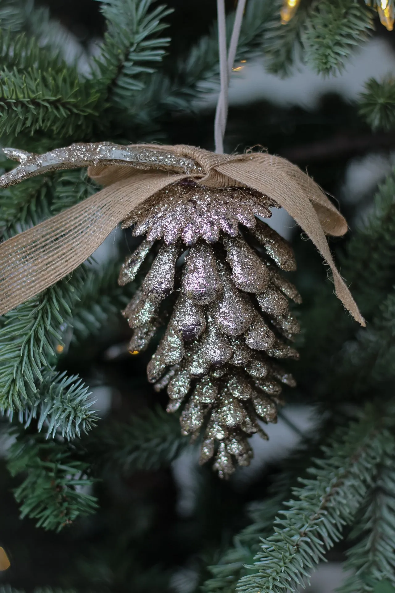 Gold Glitter Pine Cone With Hessian Bow Tree Hanger